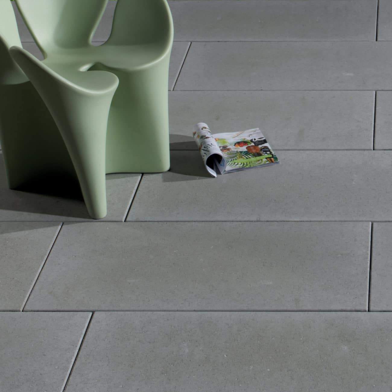 Dalle_Norma grise_main