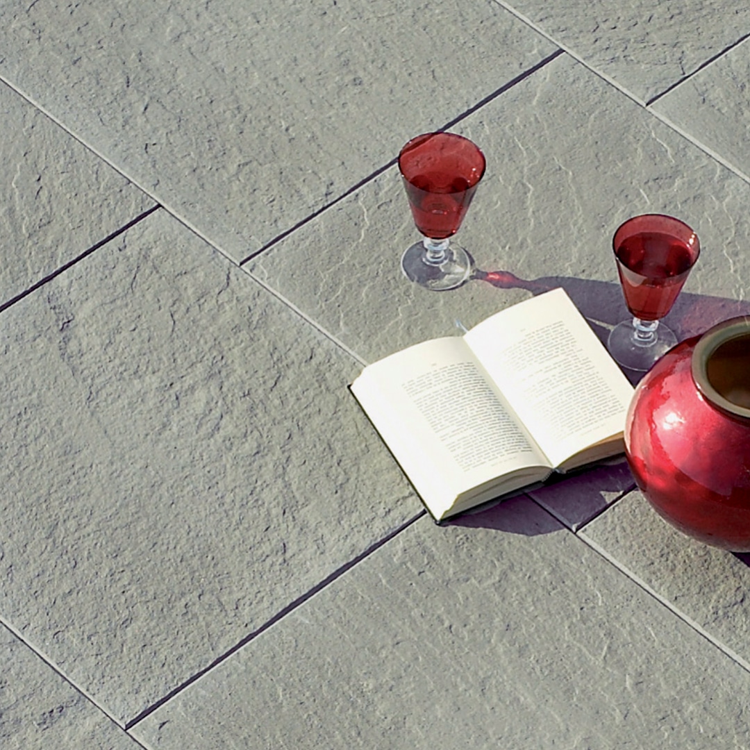 Dalle_Sierra grise solgarde_001